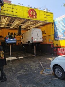 Cambiando la Suspensión de la Sprinter