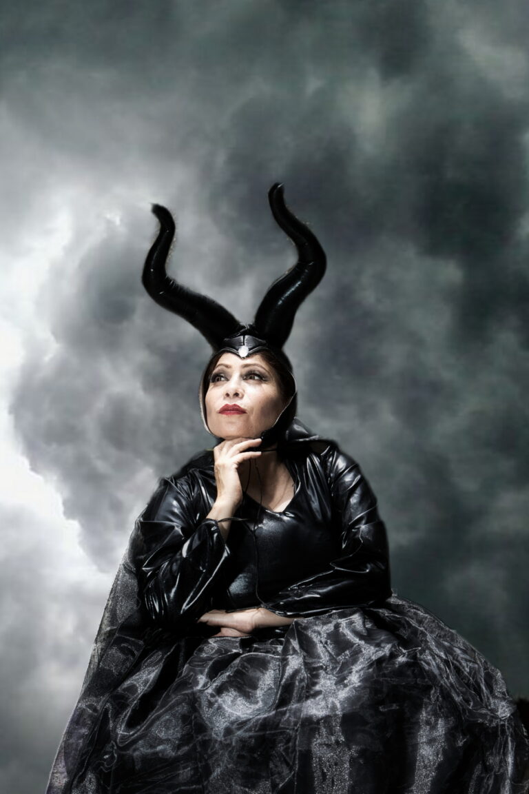 Action Shoots tienda de disfraces Merlin